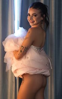 Nikki Nicole