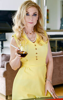 Nina Hartley