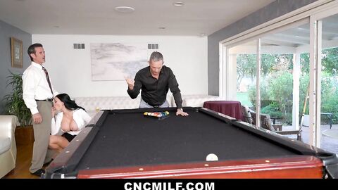 Work and Fun Can Be Done Simultaneously - Freeuse Milf Porn