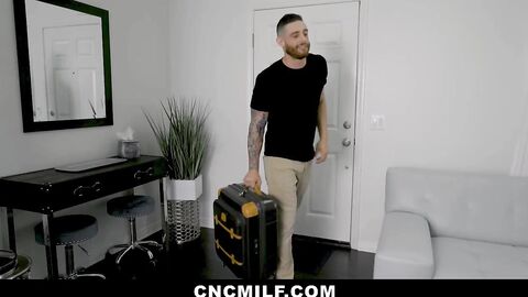 He Pleases to Fulfill His Naughty Cravings - Perfect Milf Porn