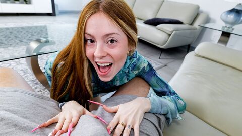 Stepbrother Loses Control when Stepsister Tries to Seduce Him - Teen Porn